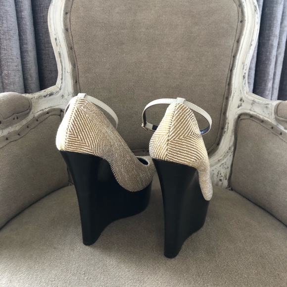 Burberry Prorsum heels - Picture 4 of 7